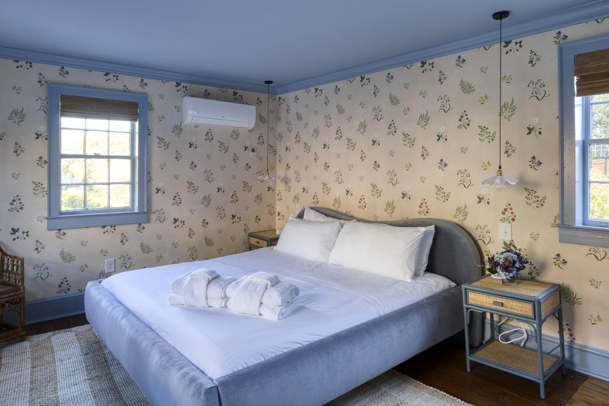 The Nicholas Bed & Breakfast Чарлстън Екстериор снимка