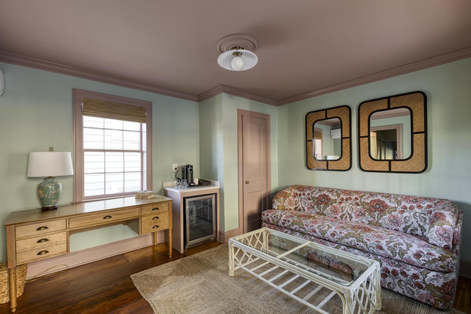 The Nicholas Bed & Breakfast Чарлстън Екстериор снимка