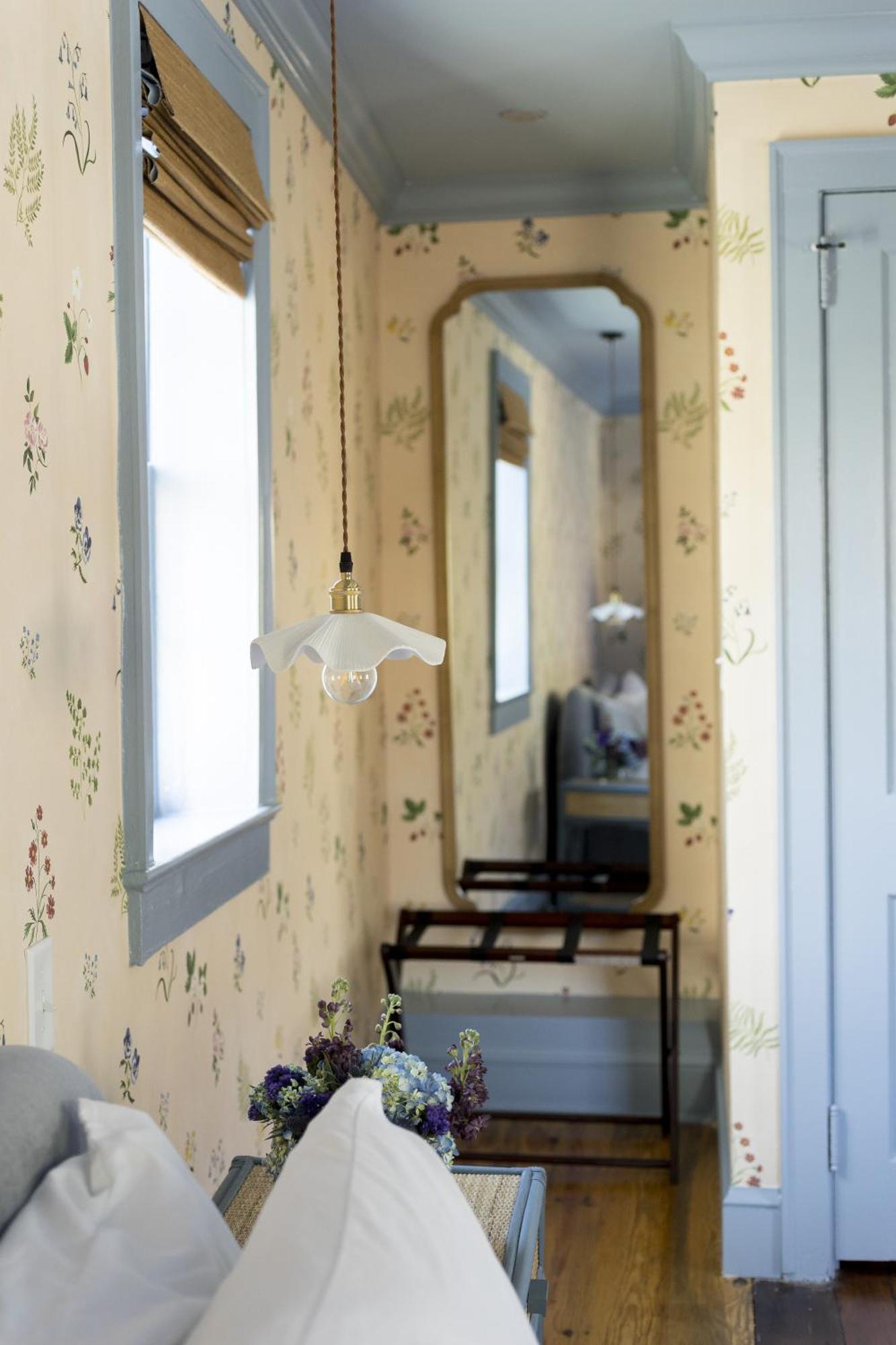 The Nicholas Bed & Breakfast Чарлстън Екстериор снимка